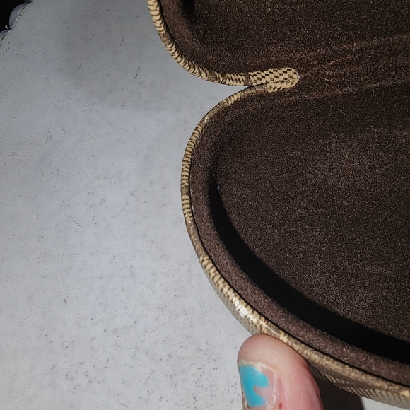 Coach glasses case - Picture 6 of 6